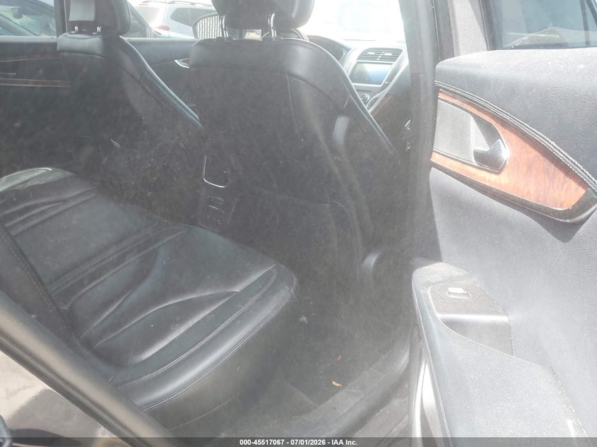 2018 Lincoln Mkx VIN 2LMPJ8KR3JBL35579 IAAI salvage auction — REAR END, Salvage Title, sold $2,850 on 2026-08-01 (photo 8)