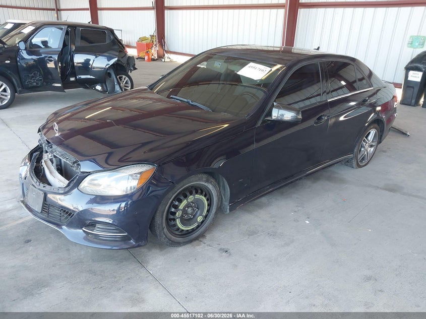 2014 Mercedes-benz E-klasse VIN WDDHF5KB8EB000214 IAAI salvage auction — NORMAL WEAR, Salvage (California), sold $500 on 2026-07-28 (photo 2)