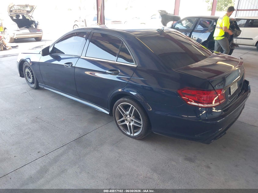 2014 Mercedes-benz E-klasse VIN WDDHF5KB8EB000214 IAAI salvage auction — NORMAL WEAR, Salvage (California), sold $500 on 2026-07-28 (photo 3)