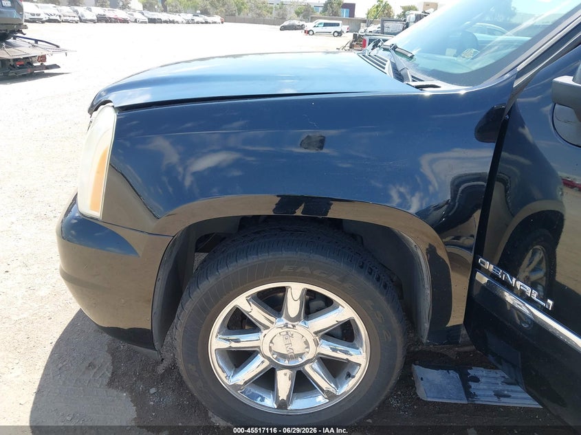 2011 Gmc Yukon xl VIN 1GKS2MEF3BR189351 IAAI salvage auction — NORMAL WEAR, Clear - Dealer Only (California), sold $1,575 on 2026-07-12 (photo 6)