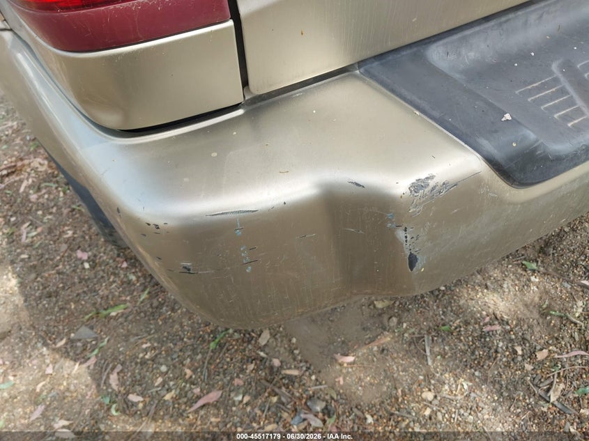 2002 Infiniti Qx4 VIN JNRDR09X62W210674 IAAI salvage auction — NORMAL WEAR, Clear - Dealer Only (California), sold $400 on 2026-07-07 (photo 6)