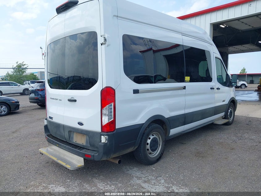 2023 Ford Transit-350 VIN 1FBAX2X80PKA75355 IAAI salvage auction — NORMAL WEAR, Sf97 (Washington), sold $24,600 on 2026-09-03 (photo 4)