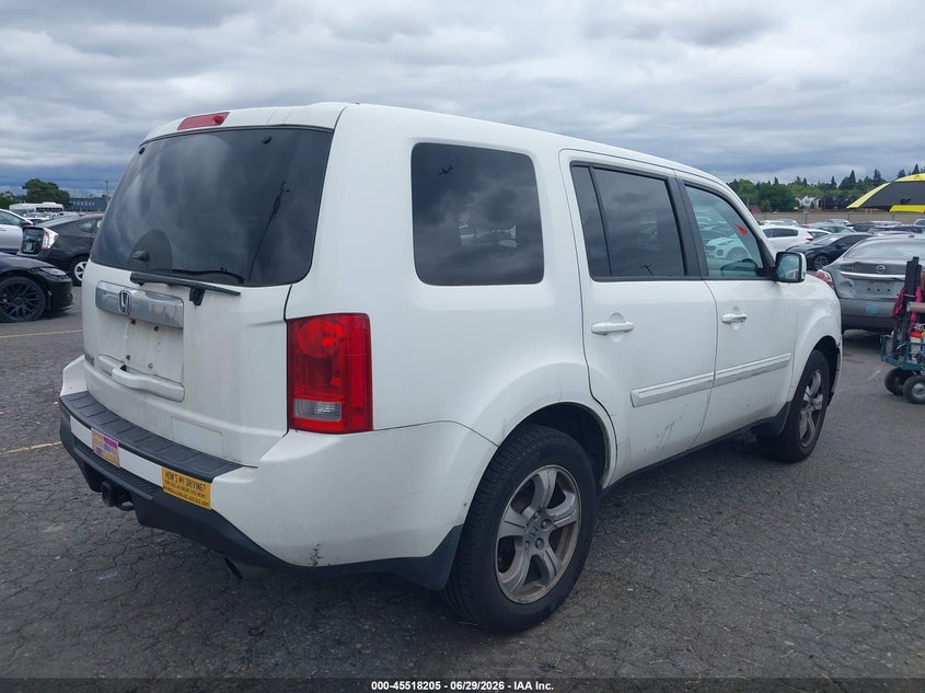 2012 Honda Pilot VIN 5FNYF3H73CB044164 IAAI salvage auction — NORMAL WEAR, Clear-Dealer Only (Oregon), sold $25 on 2026-07-09 (photo 4)