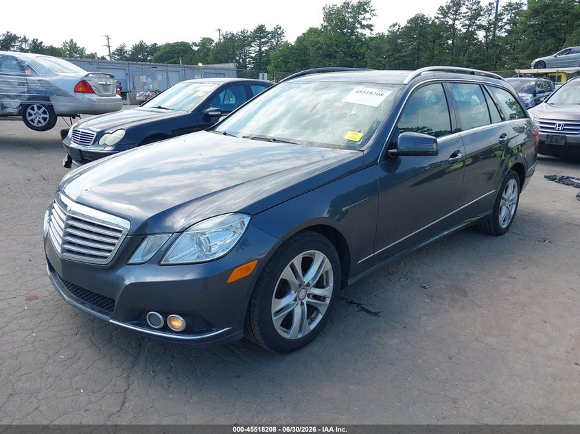 2011 Mercedes-benz E-class VIN WDDHH8HBXBA300406 IAAI salvage auction — UNDERCARRIAGE, Clear (New York), sold $1,050 on 2026-07-21 (photo 2)