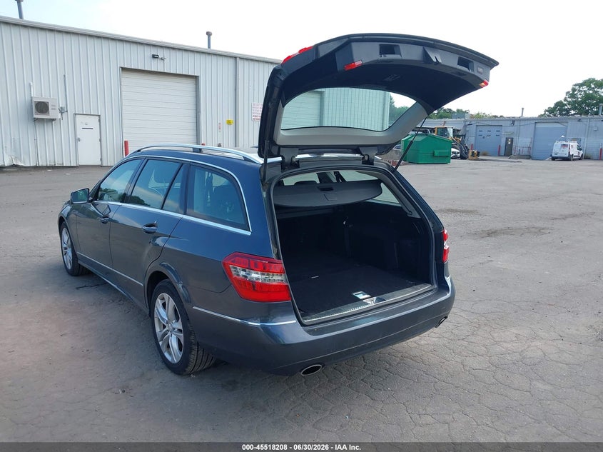 2011 Mercedes-benz E-class VIN WDDHH8HBXBA300406 IAAI salvage auction — UNDERCARRIAGE, Clear (New York), sold $1,050 on 2026-07-21 (photo 3)