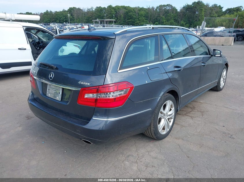 2011 Mercedes-benz E-class VIN WDDHH8HBXBA300406 IAAI salvage auction — UNDERCARRIAGE, Clear (New York), sold $1,050 on 2026-07-21 (photo 4)