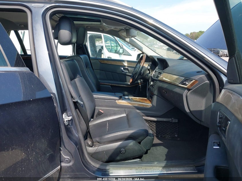 2011 Mercedes-benz E-class VIN WDDHH8HBXBA300406 IAAI salvage auction — UNDERCARRIAGE, Clear (New York), sold $1,050 on 2026-07-21 (photo 5)