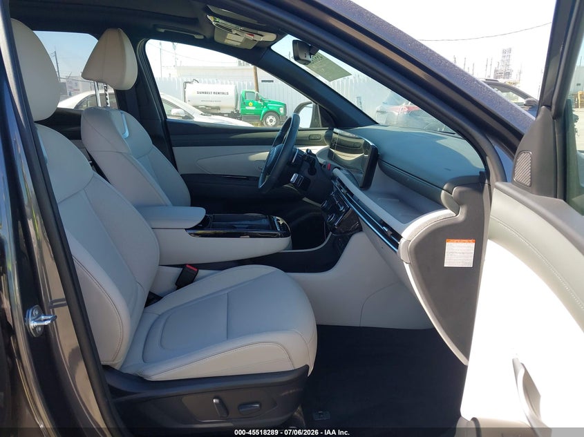 2025 Hyundai Tucson VIN KM8JEDD10SU340496 IAAI salvage auction — REAR END, Salvage Title, sold $17,650 on 2026-07-22 (photo 5)