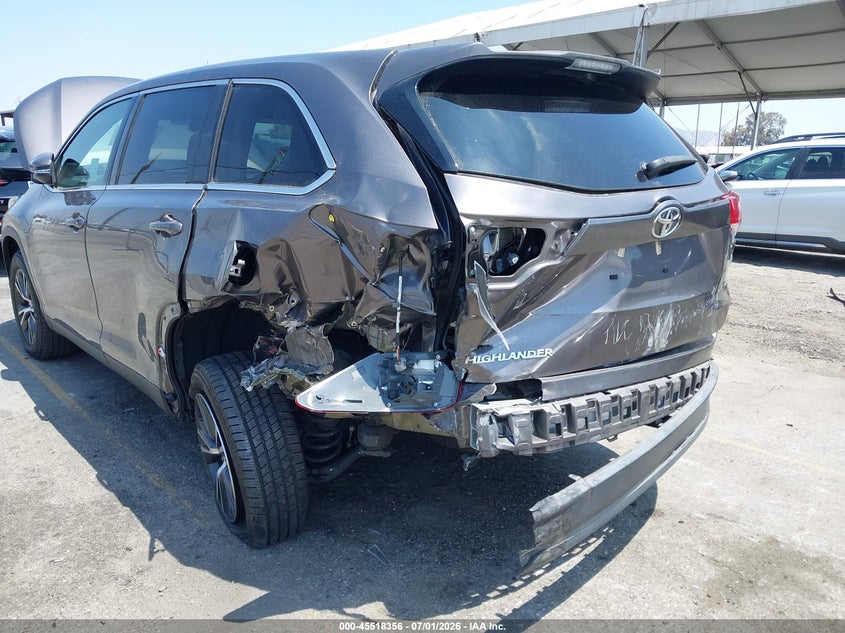 2019 Toyota Highlander VIN 5TDZZRFH9KS303261 IAAI salvage auction — REAR END, Salvage (California), sold $1,600 on 2026-07-28 (photo 6)