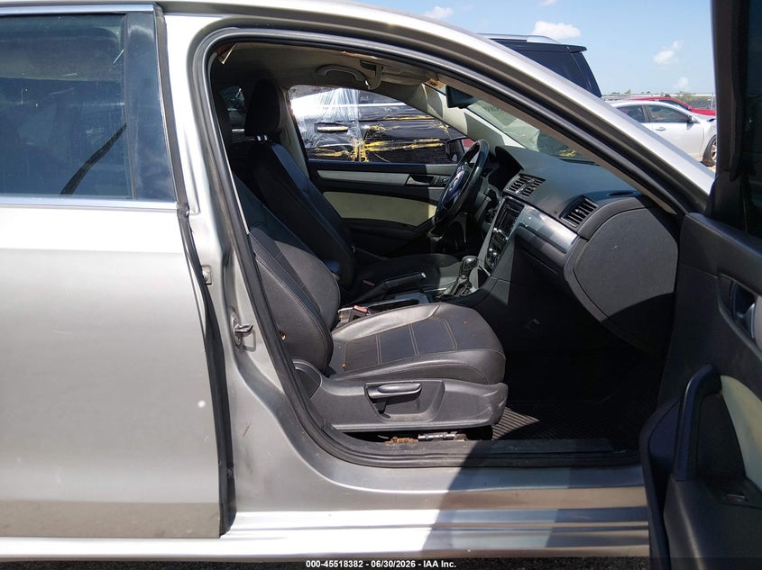 2013 Volkswagen Passat VIN 1VWBP7A30DC141013 IAAI salvage auction — RIGHT FRONT, Original (Texas), sold $775 on 2026-09-03 (photo 5)