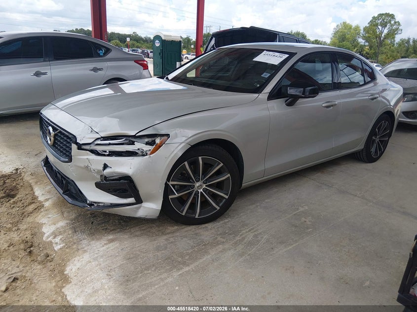 2022 Volvo S60 VIN 7JRL12FZ1NG155636 IAAI salvage auction — LEFT FRONT, Salvage Title, sold $2,950 on 2026-07-28 (photo 2)