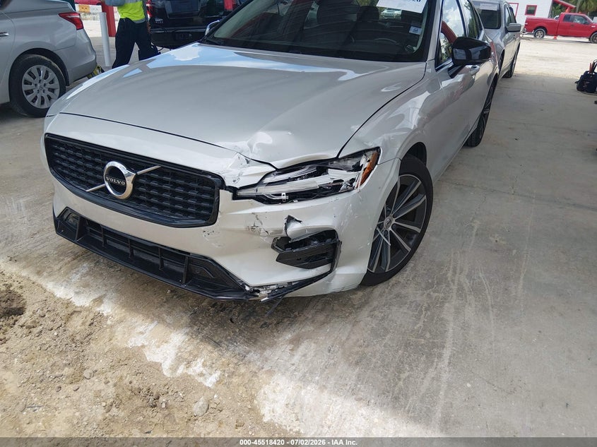 2022 Volvo S60 VIN 7JRL12FZ1NG155636 IAAI salvage auction — LEFT FRONT, Salvage Title, sold $2,950 on 2026-07-28 (photo 6)