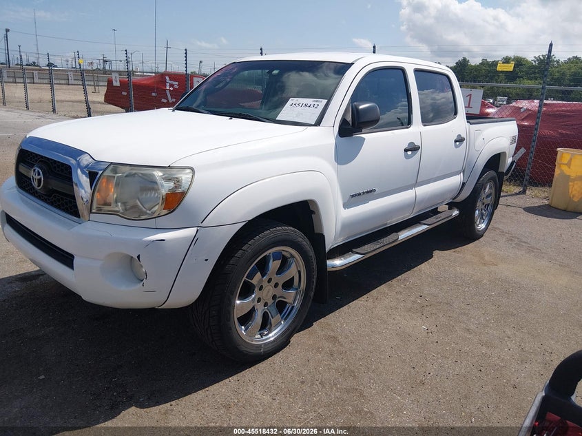 2011 Toyota Tacoma VIN 5TFJU4GNXBX009946 IAAI salvage auction — REAR END, Salvage (Louisiana), sold $5,700 on 2026-07-13 (photo 2)