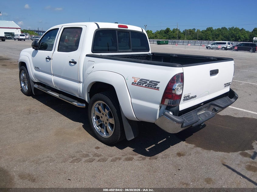 2011 Toyota Tacoma VIN 5TFJU4GNXBX009946 IAAI salvage auction — REAR END, Salvage (Louisiana), sold $5,700 on 2026-07-13 (photo 3)
