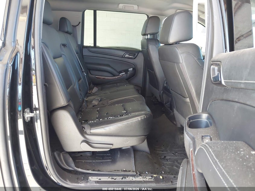 2017 Gmc Yukon VIN 1GKS2GKC4HR137280 IAAI salvage auction — RIGHT SIDE, Wait Title, sold $3,900 on 2026-09-06 (photo 8)