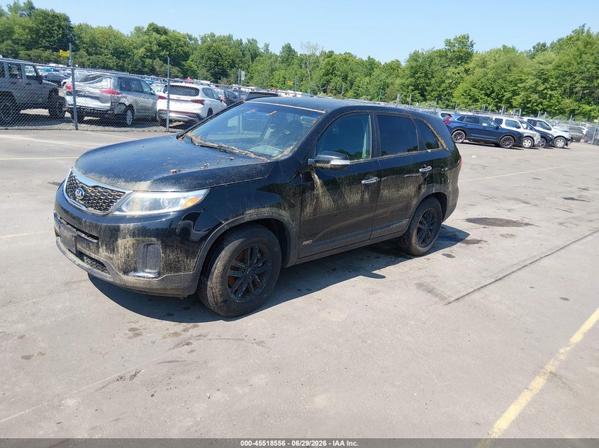 2014 Kia Sorento VIN 5XYKTCA68EG479872 IAAI salvage auction — NORMAL WEAR, Clear (Connecticut), sold $950 on 2026-07-16 (photo 2)