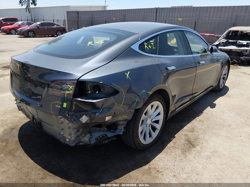 2016 Tesla Model s VIN 5YJSA1E19GF135681 IAAI salvage auction — REAR END, Salvage Title, sold $7,575 on 2026-07-20 (photo 6)