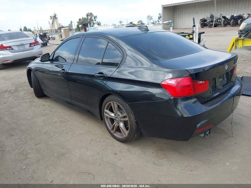 2013 BMW 3er VIN WBA3C1C56DF442122 IAAI salvage auction — RIGHT FRONT, Salvage (California), sold $1,950 on 2026-07-29 (photo 3)