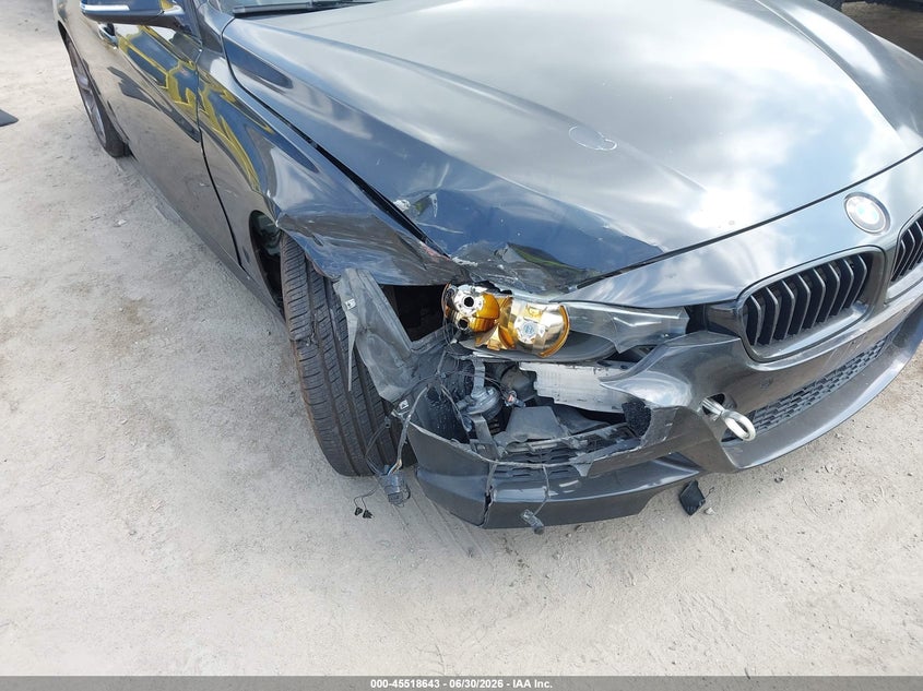 2013 BMW 3er VIN WBA3C1C56DF442122 IAAI salvage auction — RIGHT FRONT, Salvage (California), sold $1,950 on 2026-07-29 (photo 6)