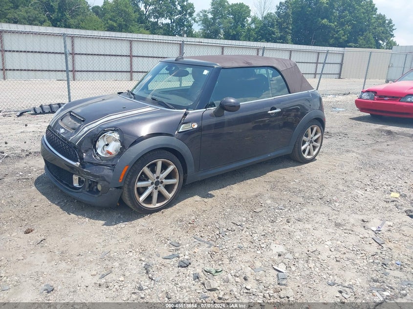 2013 Mini Convertible VIN WMWZP3C59DT550827 IAAI salvage auction — FRONT END, Salvage (Georgia), sold $900 on 2026-08-12 (photo 2)