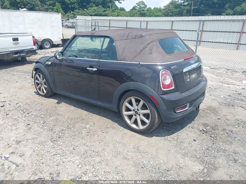 2013 Mini Convertible VIN WMWZP3C59DT550827 IAAI salvage auction — FRONT END, Salvage (Georgia), sold $900 on 2026-08-12 (photo 3)