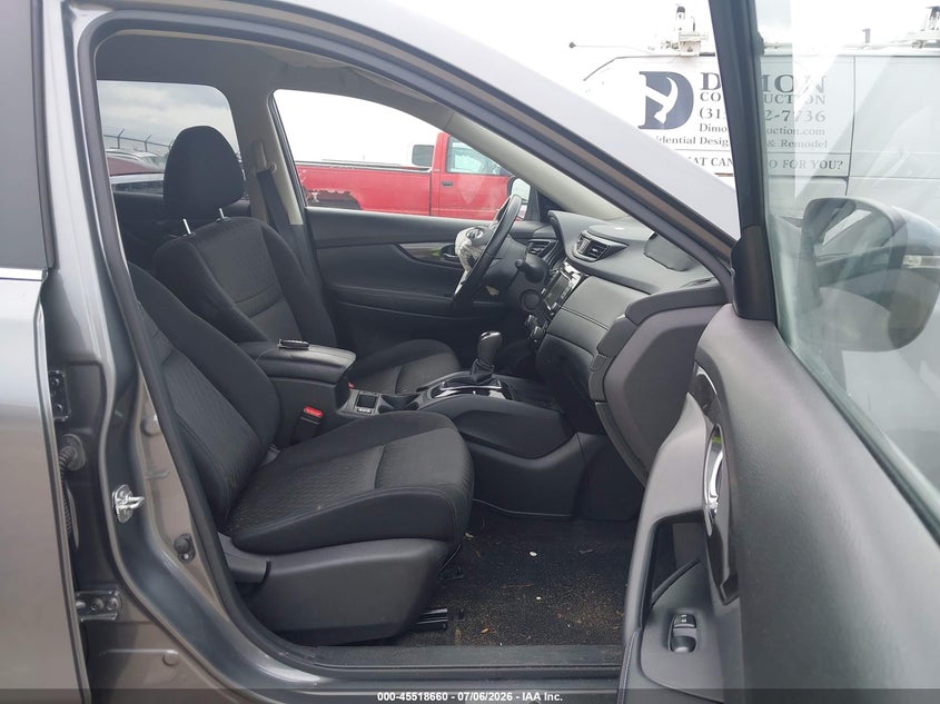 2020 Nissan Rogue VIN JN8AT2MV6LW141657 IAAI salvage auction — FRONT & REAR, Mv-907A (New York), sold $25 on 2026-07-30 (photo 5)
