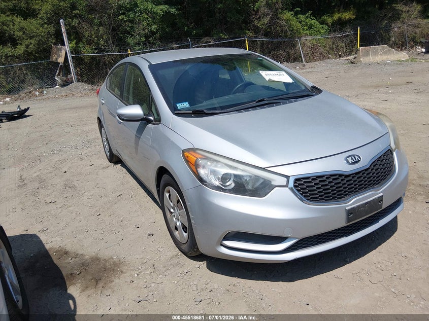 2015 Kia Forte VIN KNAFK4A64F5431500 IAAI salvage auction — ENGINE DAMAGE, Clear (Massachusetts), sold $125 on 2026-07-21 (photo 1)