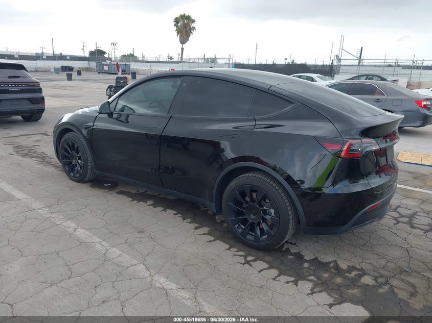 2022 Tesla Model y VIN 7SAYGDEE9NF450347 IAAI salvage auction — RIGHT SIDE, Salvage Title, sold $11,150 on 2026-07-15 (photo 3)