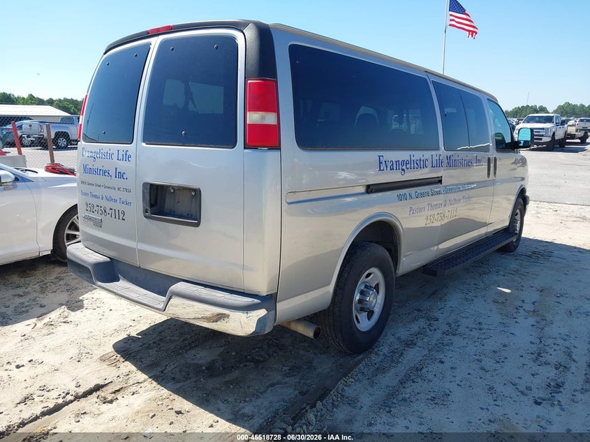 2009 Chevrolet Express 2500 VIN 1GAHG39K091167673 IAAI salvage auction — NORMAL WEAR, Clear (North Carolina), sold $8,200 on 2026-07-08 (photo 4)