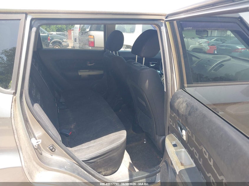 2012 Kia Soul VIN KNDJT2A64C7367988 IAAI salvage auction — NORMAL WEAR, Clear (Maryland), sold $375 on 2026-07-30 (photo 8)