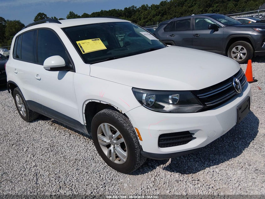 2017 Volkswagen Tiguan VIN WVGBV7AX4HK005048 IAAI salvage auction — REAR END, Salvage Title, sold $875 on 2026-07-30 (photo 1)