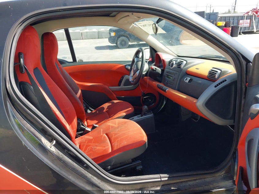 2008 Smart Fortwo VIN WMEEJ31X88K190731 IAAI salvage auction — RIGHT SIDE, Clear - Dealer Only (California), sold $225 on 2026-07-09 (photo 5)