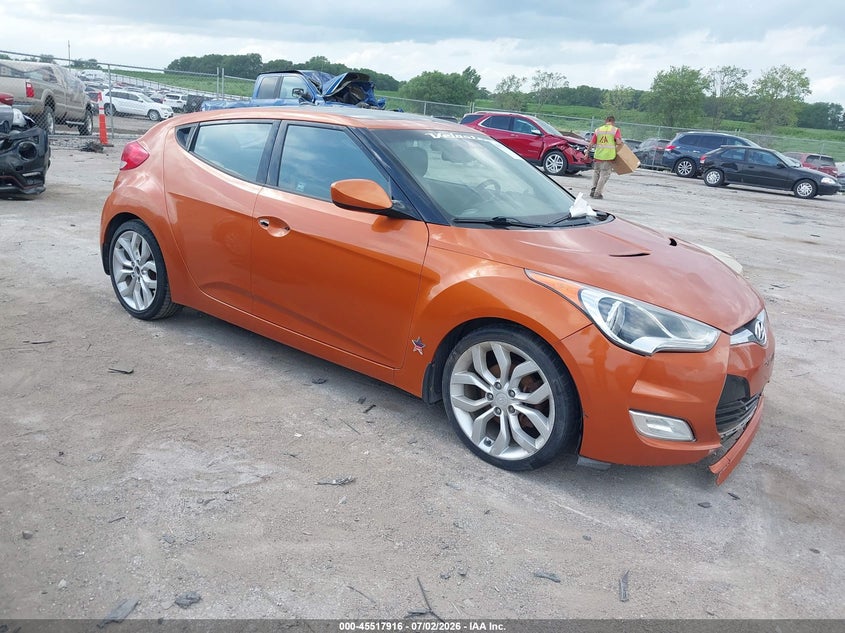 2013 Hyundai Veloster VIN KMHTC6AD7DU105752 IAAI salvage auction — FRONT END, Regular Certificate (Iowa), sold $475 on 2026-07-21 (photo 1)