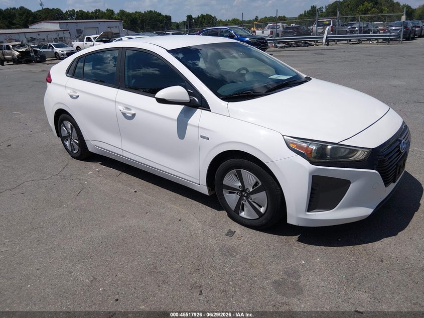 2018 Hyundai Ioniq hybrid VIN KMHC65LC3JU075800 — IAAI salvage auction photo