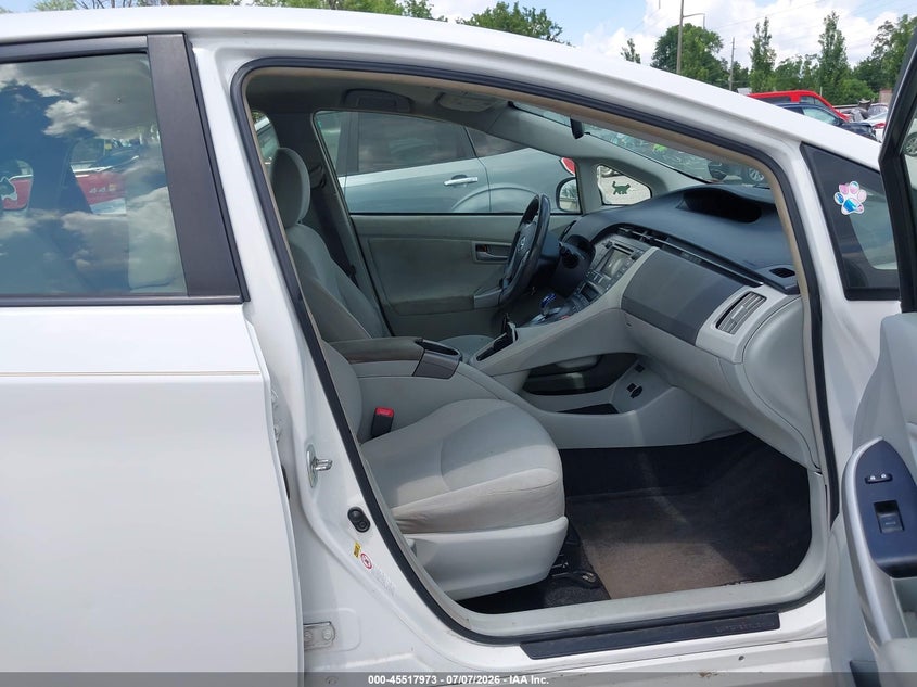 2013 Toyota Prius VIN JTDKN3DU3D0341780 IAAI salvage auction — NORMAL WEAR, Clear (Missouri), sold $3,050 on 2026-07-13 (photo 5)