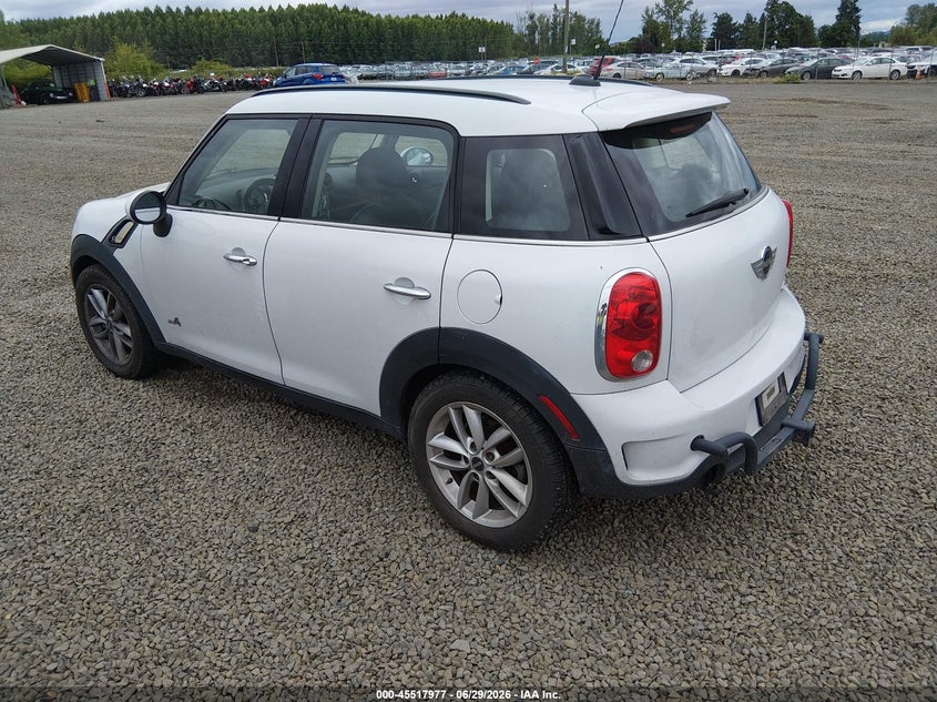 2011 Mini Cooper VIN WMWZC5C57BWL55490 IAAI salvage auction — NORMAL WEAR, Peddle Clear Public-Restricted (Oregon), sold $250 on 2026-07-29 (photo 3)
