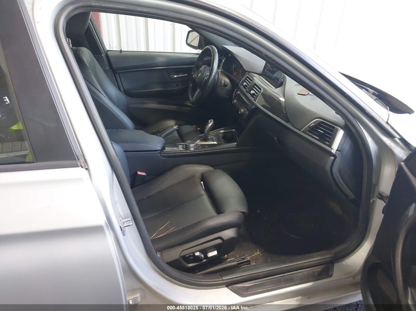2016 BMW 3er VIN WBA8E1G53GNT34061 IAAI salvage auction — FRONT END, Salvage - Greater Than 75% (Maryland), sold $600 on 2026-07-23 (photo 5)