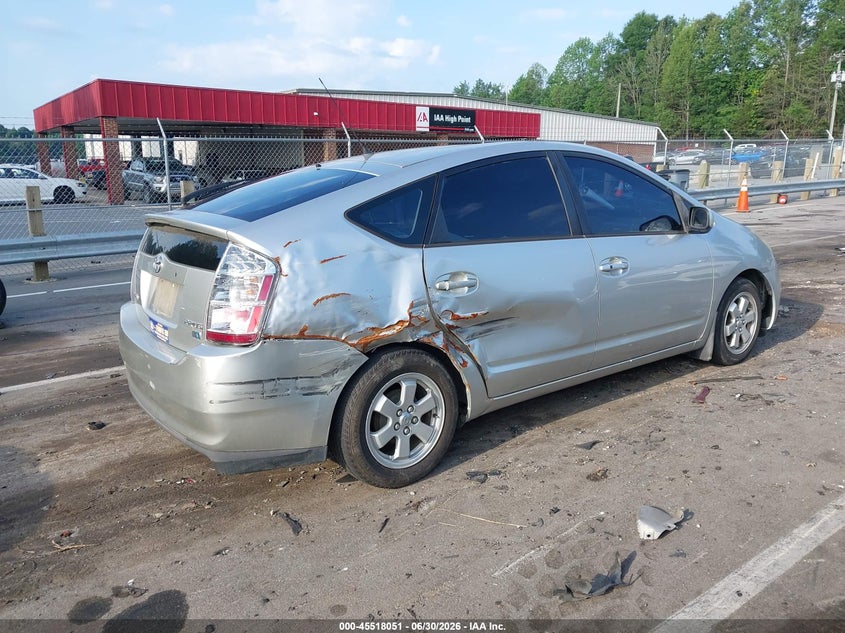 2004 Toyota Prius VIN JTDKB20U440040816 IAAI salvage auction — SIDE, Clear (North Carolina), sold $375 on 2026-07-30 (photo 4)
