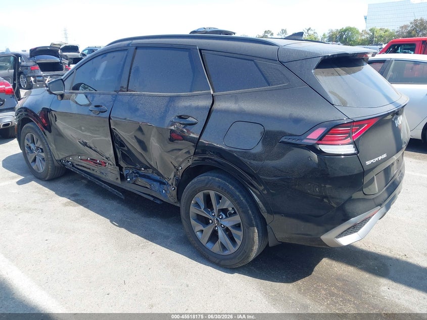 2024 Kia Sportage VIN KNDPXCDG5R7121517 IAAI salvage auction — SIDE, Wait Title, sold $12,900 on 2026-08-01 (photo 3)