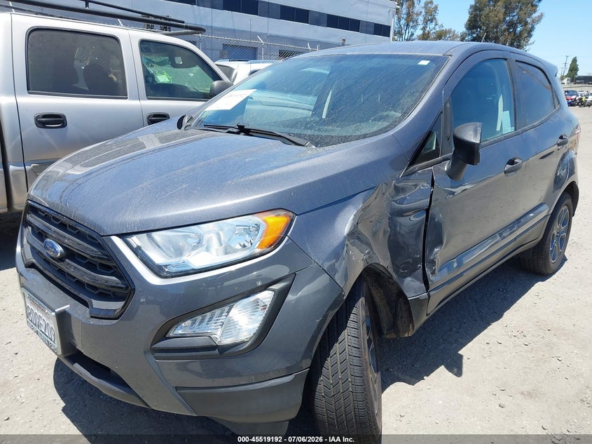 2018 Ford Ecosport VIN MAJ3P1RE9JC161062 IAAI salvage auction — LEFT SIDE, Salvage Title, sold $1,050 on 2026-07-15 (photo 2)