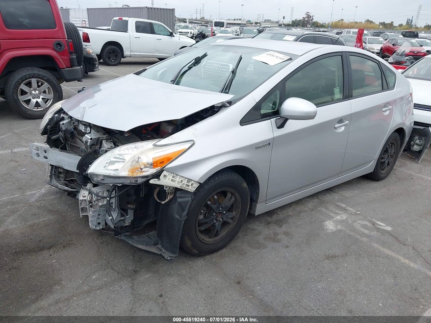 2014 Toyota Prius VIN JTDKN3DU4E0365281 IAAI salvage auction — FRONT END, Salvage (California), sold $3,000 on 2026-07-16 (photo 2)