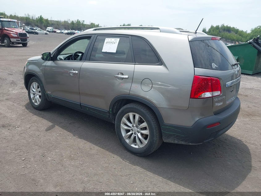 2011 Kia Sorento VIN 5XYKTDA27BG107146 IAAI salvage auction — FRONT & REAR, Salvage (Pennsylvania), sold $1,250 on 2026-08-02 (photo 3)