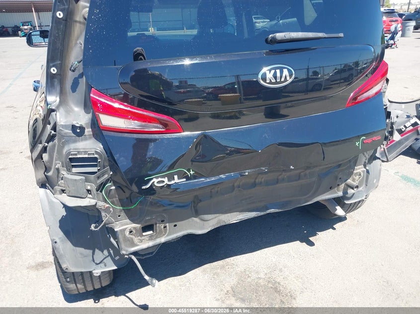 2020 Kia Soul VIN KNDJ63AU7L7053618 IAAI salvage auction — REAR END, Salvage (California), sold $2,050 on 2026-07-15 (photo 6)