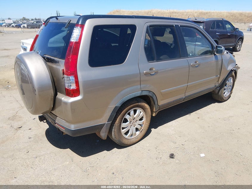 2005 Honda Cr-v VIN JHLRD78935C013163 IAAI salvage auction — NORMAL WEAR, Clear - Dealer Only (California), sold $1,050 on 2026-07-29 (photo 4)