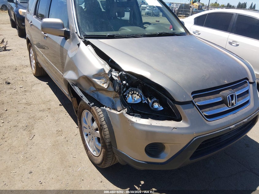 2005 Honda Cr-v VIN JHLRD78935C013163 IAAI salvage auction — NORMAL WEAR, Clear - Dealer Only (California), sold $1,050 on 2026-07-29 (photo 6)