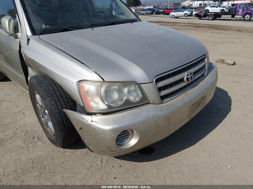 2001 Toyota Highlander VIN JTEHF21A410004554 IAAI salvage auction — SIDE, Salvage (California), sold $25 on 2026-07-29 (photo 6)