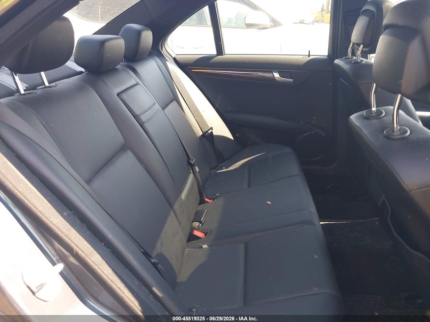 2009 Mercedes-benz C class VIN WDDGF54X59R084316 IAAI salvage auction — NORMAL WEAR, Clear (New Jersey), sold $1,075 on 2026-07-21 (photo 8)