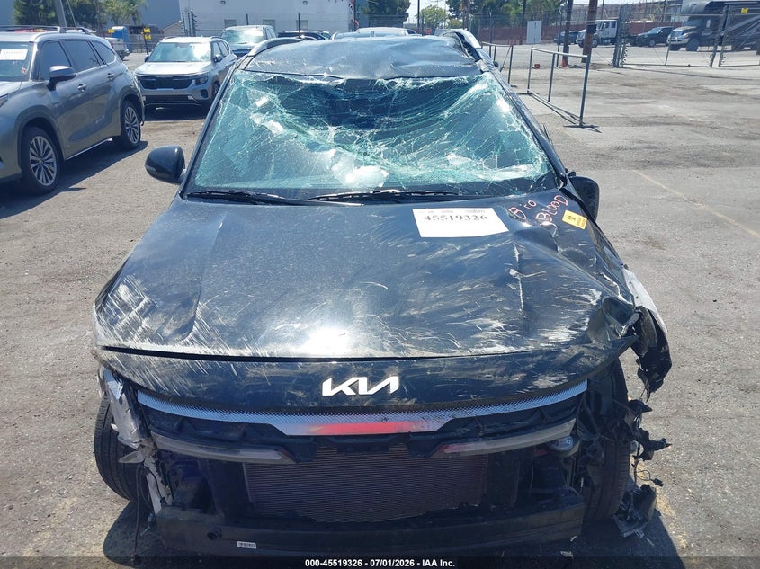 2024 Kia Seltos VIN KNDEU2AA7R7665172 IAAI salvage auction — ROLLOVER, Non-Repairable (California), sold $800 on 2026-07-28 (photo 6)