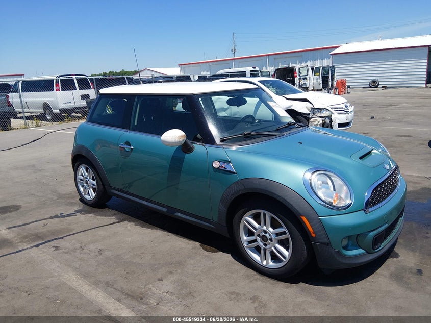 2012 Mini Cooper VIN WMWSV3C5XCTY27345 IAAI salvage auction — FRONT END, Salvage Title, sold $800 on 2026-08-19 (photo 1)