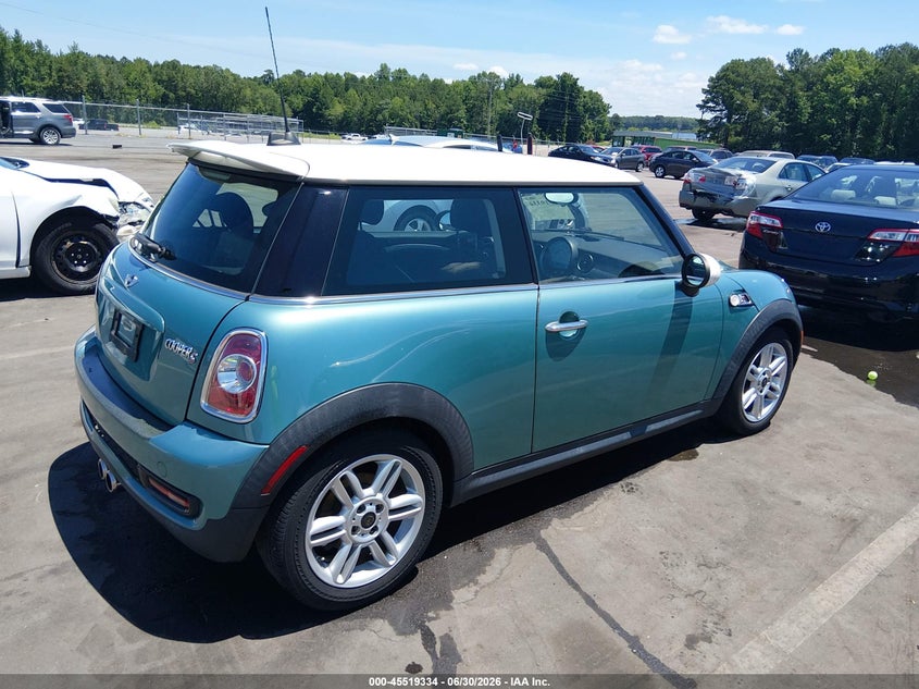2012 Mini Cooper VIN WMWSV3C5XCTY27345 IAAI salvage auction — FRONT END, Salvage Title, sold $800 on 2026-08-19 (photo 4)